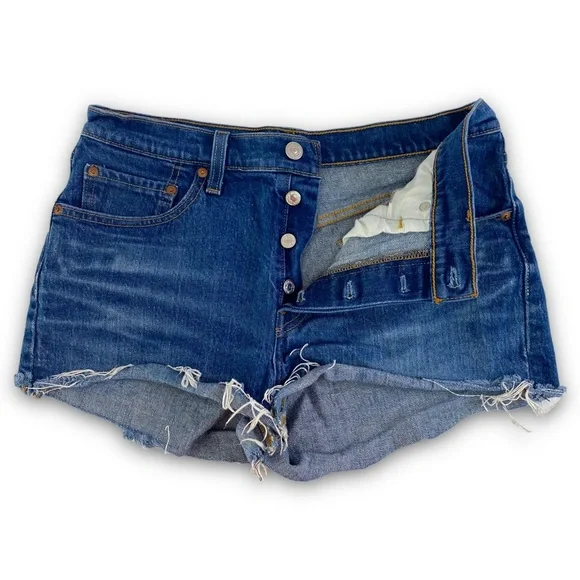 Levi 501 Cut Off Shorts - Picture 2 of 8